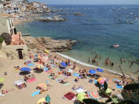 Port Peligri beach Calella de Palafrugell left side