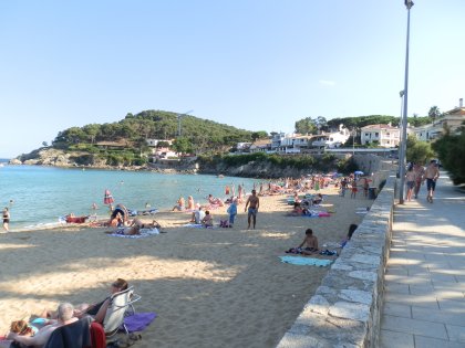 Beach at La Fosca right hand side