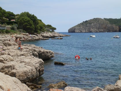 Rocky side of bay in Montgo lEscala