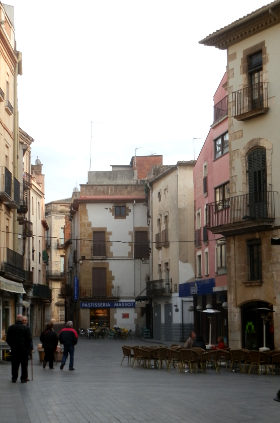 La Bisbal dEmporda main square