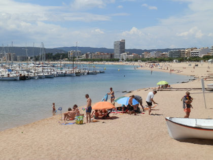 Palamos main town beach looking south from the port
