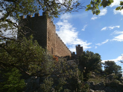 Requesens walls from outside